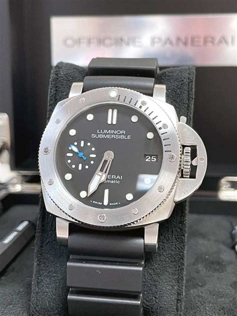 panerai submarine display|panerai 682 submersible.